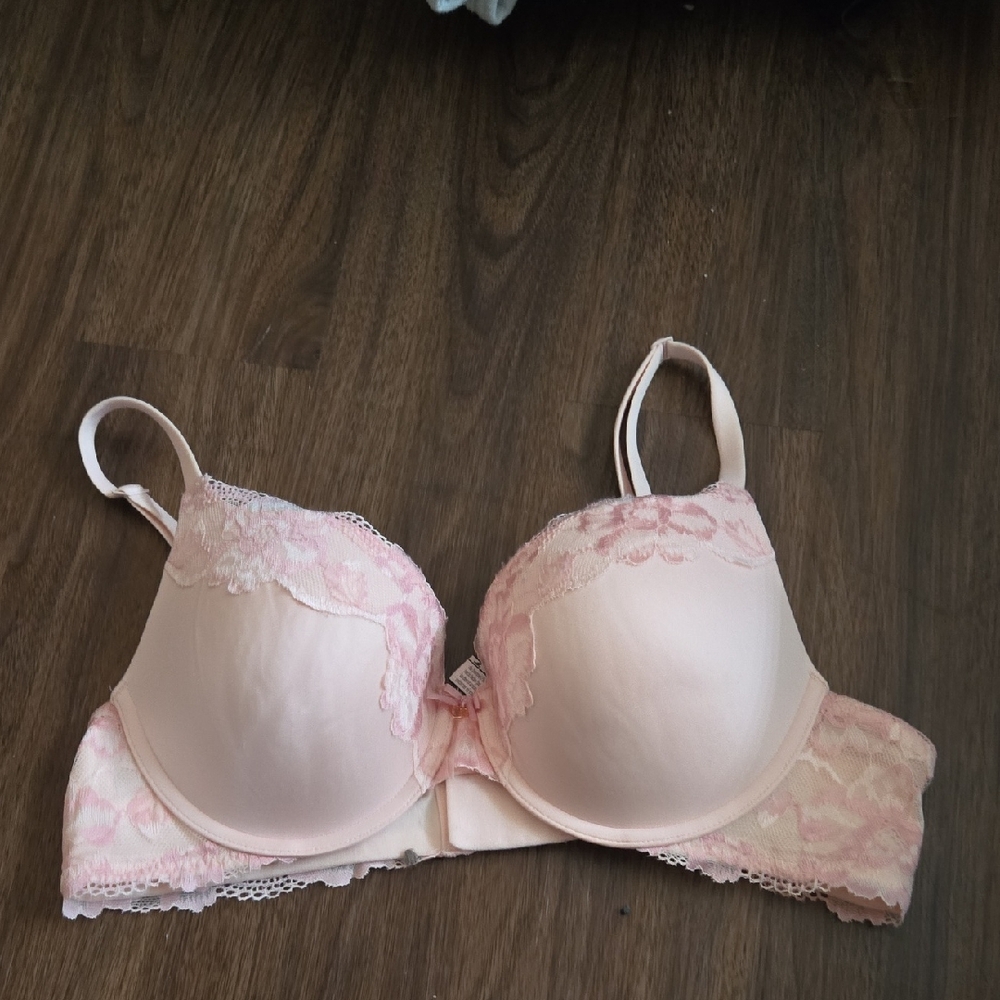 VS Bra